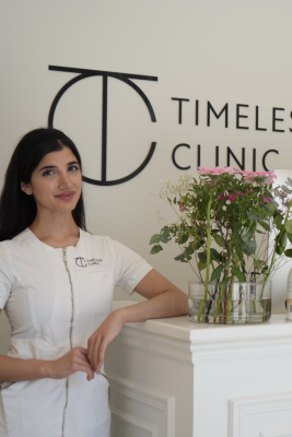 Teamet på Timeless Clinic – dedikerade experter inom hudvård och estetiska behandlingar, med fokus på kvalitet och trygghet.