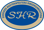 SHR logotyp, Sveriges Hudterapeuters Riksorganisation, som står för kvalitet och säkerhet i hudvård hos Timeless Clinic.